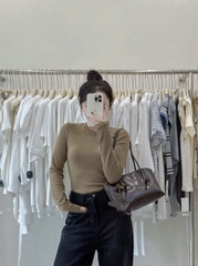 A405- Set 3 áo cổ tròn dài tay màu trơn. Hất