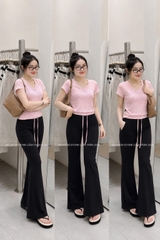 Set1035-Set áo thun bi hồng phối quần loe đen