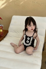BT482- Bộ bikini đen phối bi bé gái liền mảnh