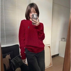 A368- Áo len thừng wHou màu đỏ cổ tròn tag Thêu