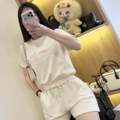 Set863- Set cộc tay màu be thêu chữ nổi hồng vải coton mềm