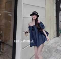 Áo denim trễ vai màu đậm dáng suông tay bồng