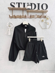 SET735-Bộ gió thể thao áo kéo khoá phối quần short 2 màu đen trắng