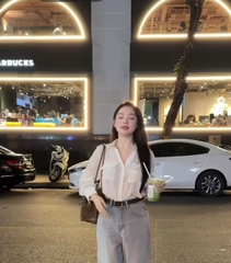 A379-Áo sơmi  trắng dài tay 2 túi ngực