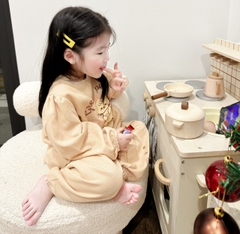 BN096- Bộ nỉ da cá PUPPAY dáng peplum trẻ em VNXK