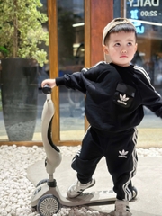 BN161-(9-26kg)-Bộ nỉ thu đông đen sọc trắng ADD bé trai VNXK