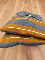 A630-Áo len dệt kim cổ polo kẻ ngang nâu xám