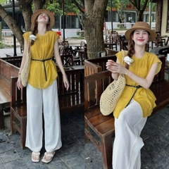 Set623- Set áo vàng quần đũi màu trắng tặng kèm belt