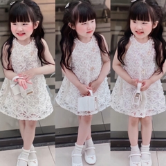 Đầm ren cổ yếm bé gái màu trắng