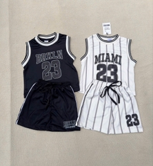 cb247-Combo 2 bộ thông hoi đen trắng số 23