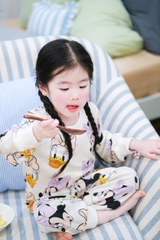 CB172-(10-26kg) Combo 2 bộ thu đông dài tay bé gái Mickey VNXK