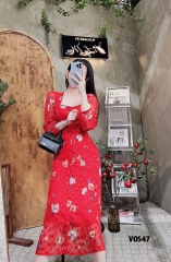 Đầm voan 2 lớp màu đỏ cúc bọc