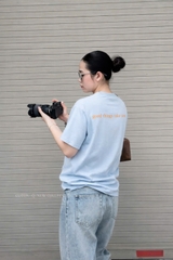 A519-Áo thun suông  xanh chữ cam mẫu mới hot 2026