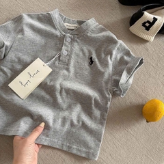 CB401-Combo 4 áo thun cộc tay tổ tàu thêu ngựa đỏ, kẻ, trắng, xám