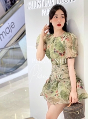 Đầm hoa xanh xếp ly thân đuôi cá vải cao cấp