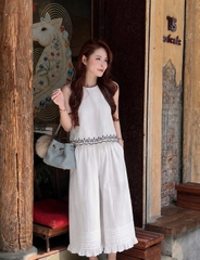 SET1010- Set áo đũi trắng sát nách thêu viền phối quần suông 2 lớp