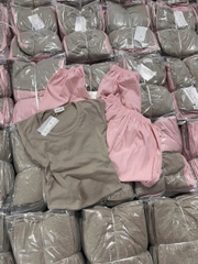 set630- Set áo thun nâu kèm quần bom màu hồng