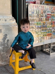 Bt813- Bộ áo dài gấm xanh- Đỏ mix quần kaki đen