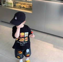 BT819- Bộ áo thun đen hình Pizza cộc tay kèm quần jean cho bé