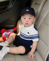 KEM MU- BT1002- Bộ polo KL thêu màu than phối trắng quần cộc