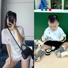 A173-Set 2 áo mẹ/con WHO thêu chất cotton