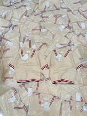A243-Áo len POLO màu be viền sọc full tem có size