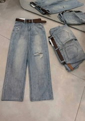 QUAN015-QUẦN JEANS SUÔNG RÁCH 1 BÊN MÀU NHẠT