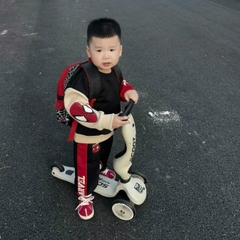 BT747-Bộ nỉ haida bé trai Marvel phối đỏ đen