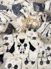 BT1048-Set 3 chi tiết áo gile trắng MICKEY đen trắng dài
