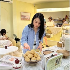 SET718-Set áo sơ mi kẻ xanh phối quần short ly