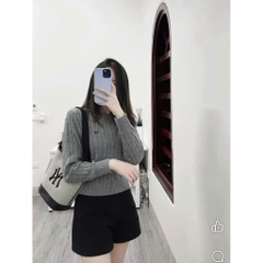 A403- Áo len vặn thừng thêu gấu Xám hàng nhà máy chuẩn khosiMaiLinh