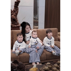 SET771- Bộ mặc nhà gia đình  áo thun quần kẻ suông dài đen trắng