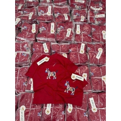 A557-Áo thun gia đình màu đỏ cộc tay Tết con ngựa