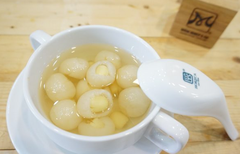 Cách nấu chè hạt sen bọc nhãn lồng xứ Huế