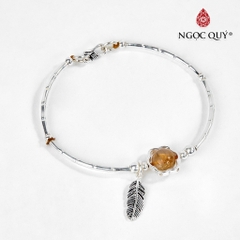 Vòng tay đá Thạch anh tự nhiên phối charm - Mẫu VC0123 - Ngọc Quý