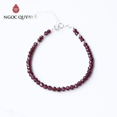 Vòng tay đá tự nhiên phối charm - Mẫu VC1146 - Ngọc Quý