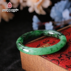 Vòng tay nguyên khối đá cẩm thạch sơn thủy
