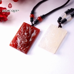 Mặt dây chuyền khắc hình rồng đá mã não