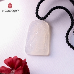 Mặt dây chuyền Quan Công đá mã não trắng