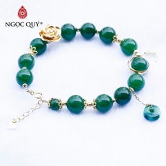 Vòng ngọc bích phối charm hoa bạc mạ vàng