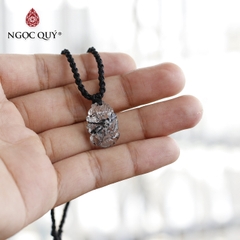 Mặt dây chuyền hồ ly nữ hoàng thạch anh tóc đen