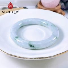 Vòng cẩm thạch A Ngọc Quý - Ngọc phỉ thúy type A bản bản tròn hoa bay ni 53 - 57 mm LM158