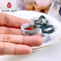 Nhẫn cẩm thạch A - Nhẫn phỉ thúy type A chất nếp băng màu gà đen LM50 - Ngọc Quý