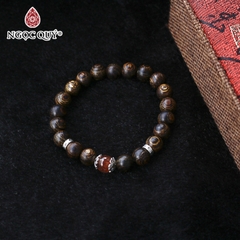 Vòng tay Trầm hương phối charm - Mẫu VC1239 - Ngọc Quý
