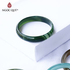 Vòng tay liền khối đá mã não xanh
