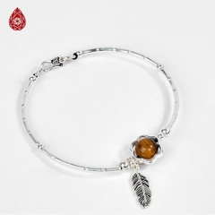 Vòng tay đá Thạch anh tự nhiên phối charm - Mẫu VC0123 - Ngọc Quý