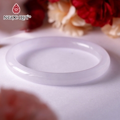 Vòng nguyên khối đá cẩm thạch bạch ngọc bản tròn