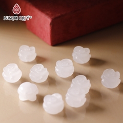 Charm đá hoa hồng xỏ vòng