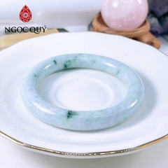 Vòng cẩm thạch A Ngọc Quý - Ngọc phỉ thúy type A bản bản tròn hoa bay ni 53 - 57 mm LM158