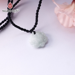 Mặt dây chuyền hoa sen đá cẩm thạch